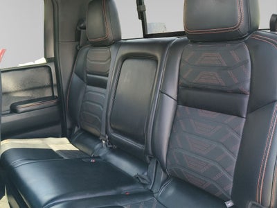 2025 Nissan FRONTIER 4P PRO-4X V63.8 AUT 4X4