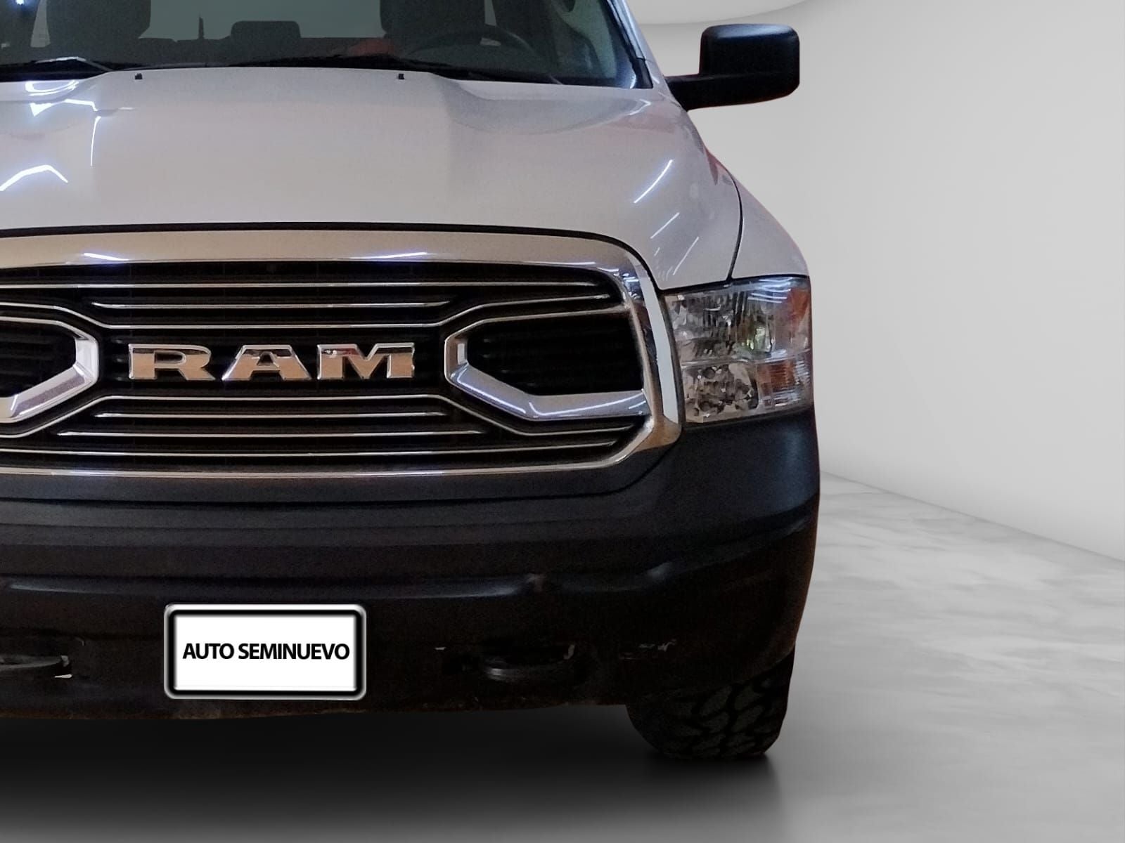 2020 RAM 1500 4 PTS CREW CAB SLT V6 36L TA 4X4