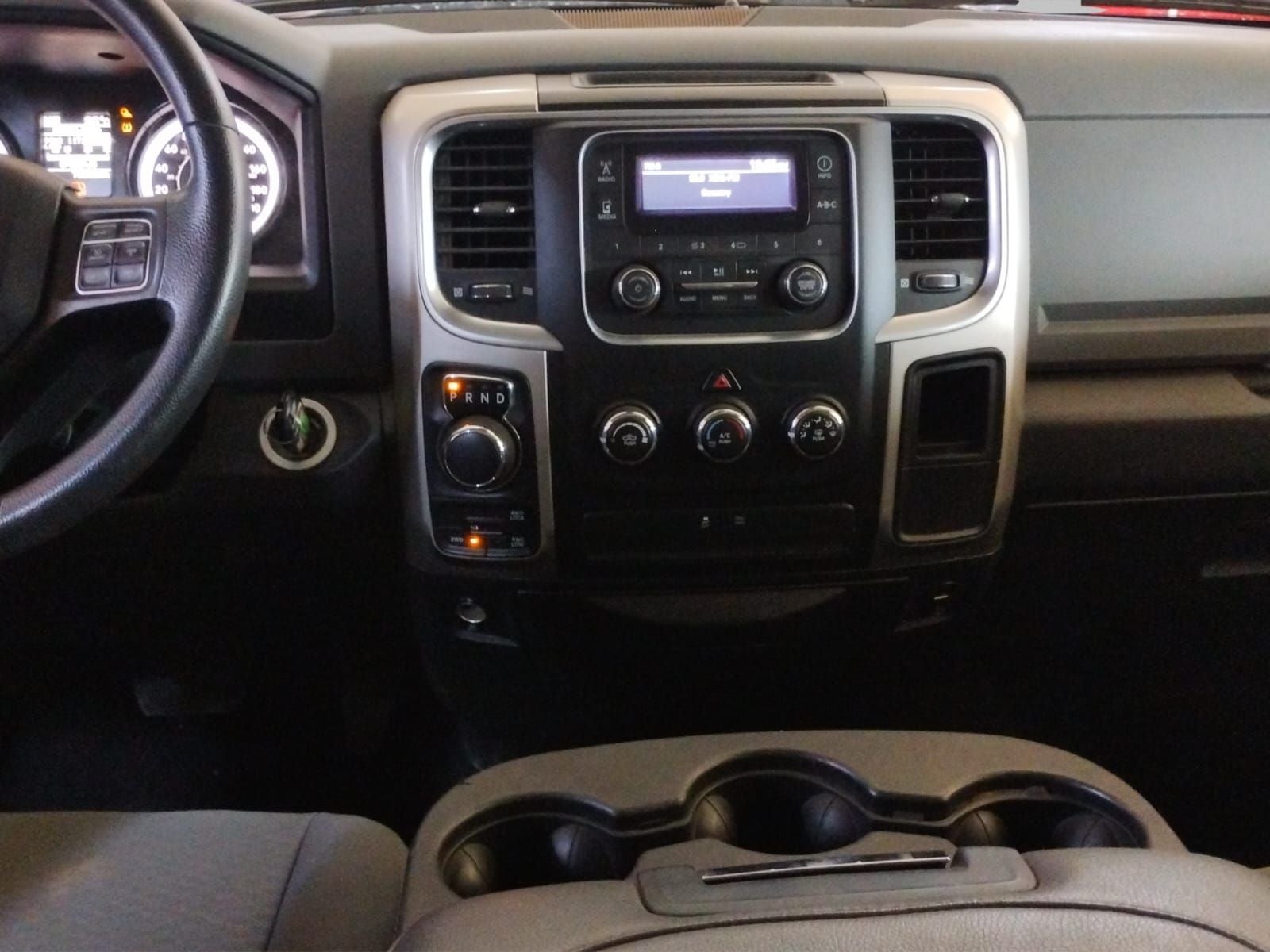 2020 RAM 1500 4 PTS CREW CAB SLT V6 36L TA 4X4