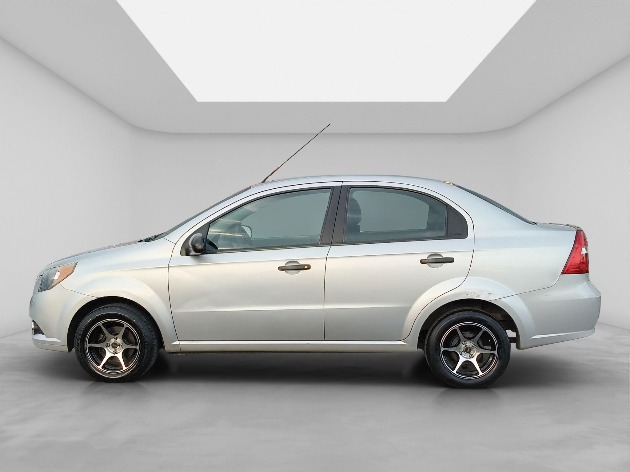 2016 Chevrolet AVEO 4 PTS LS TA AAC CD R-14
