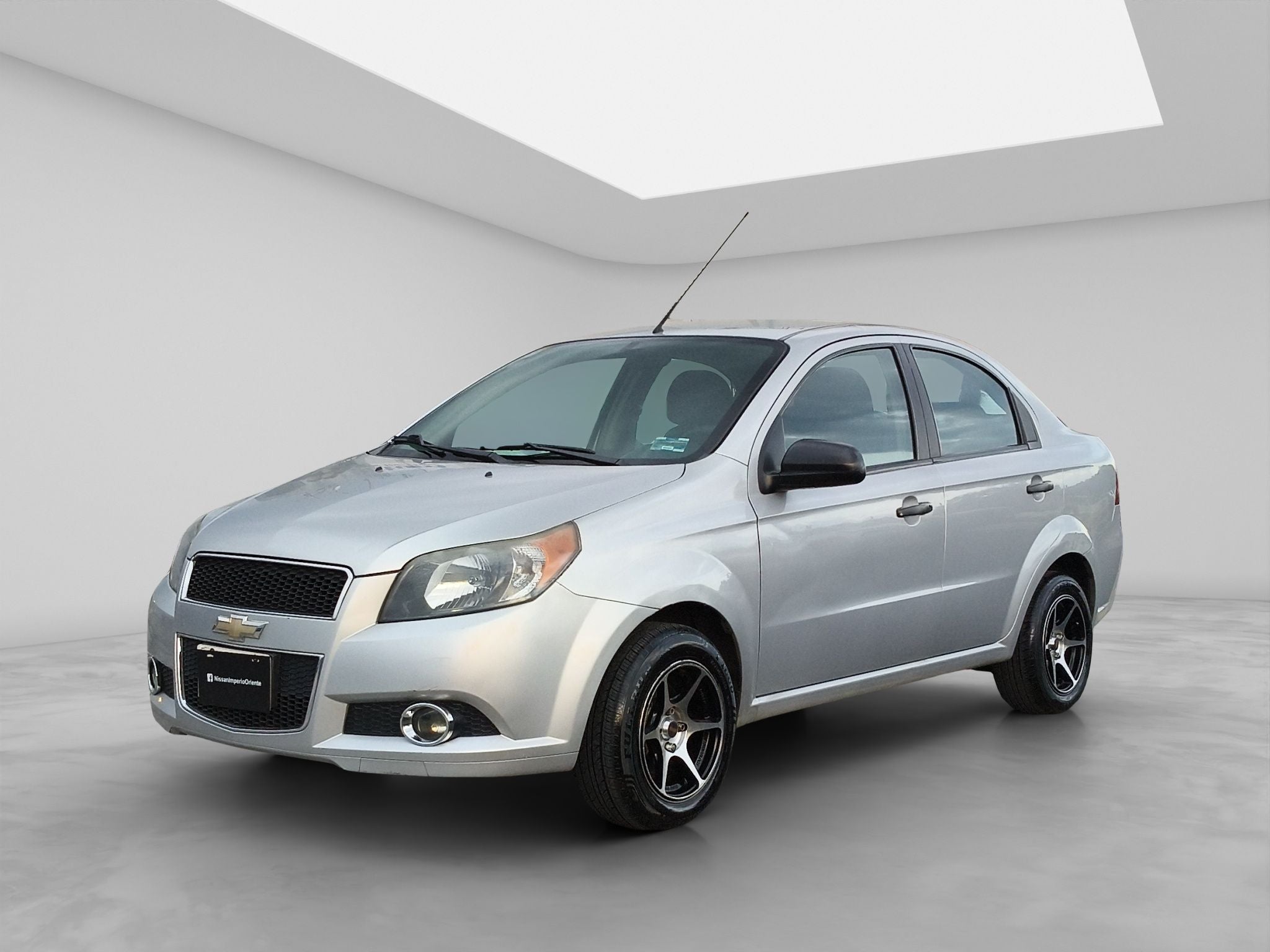 2016 Chevrolet AVEO 4 PTS LS TA AAC CD R-14