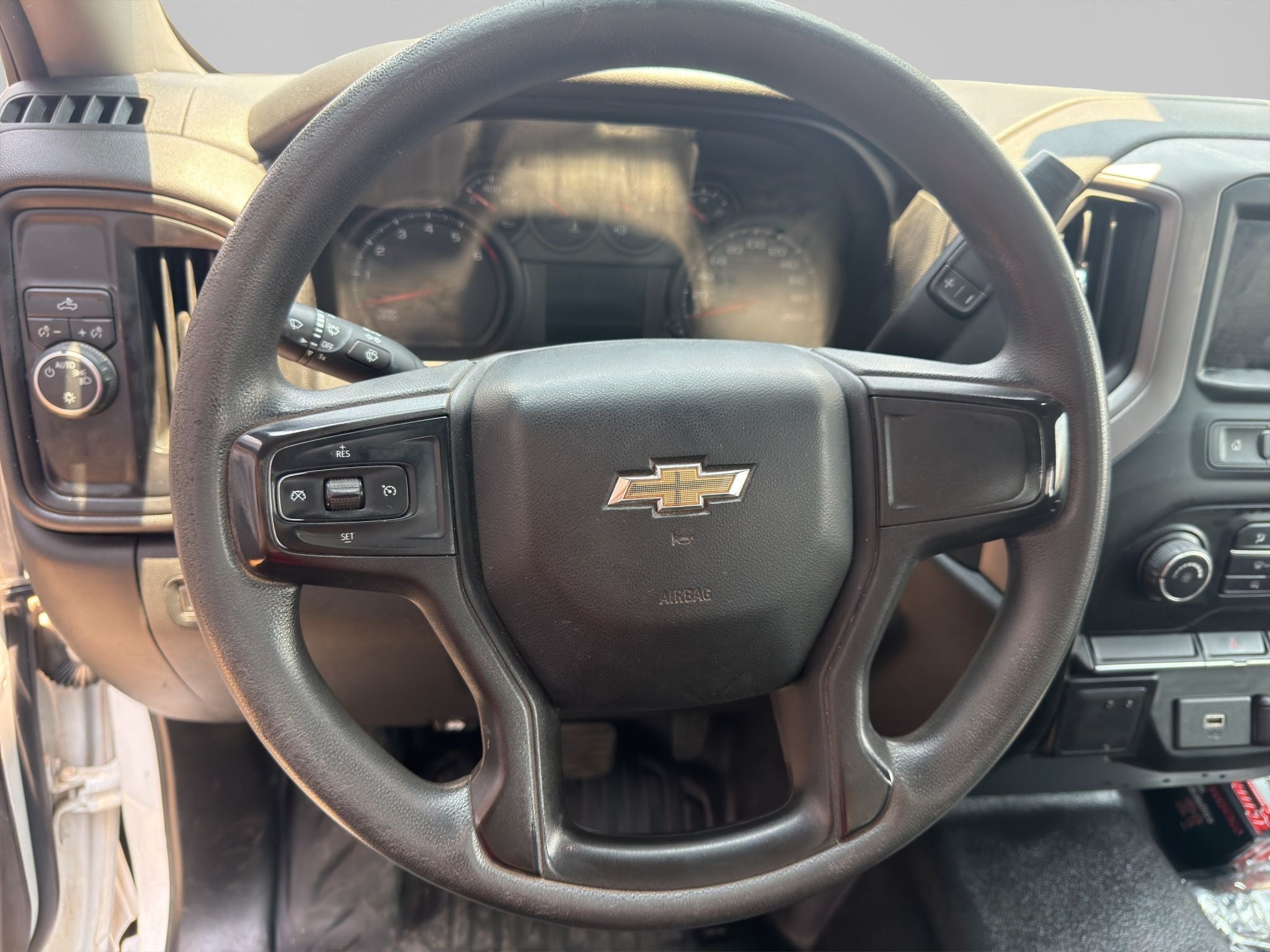 2020 Chevrolet SILVERADO 2 PTS 1500 WT CABINA REGULAR TA AAC