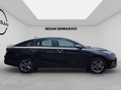 2024 Kia FORTE 4P LX L42.0 MAN