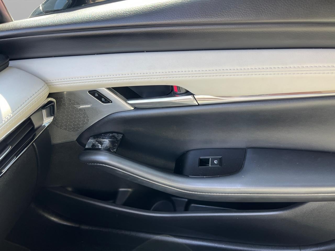 2025 Mazda MAZDA 3 4P SEDAN SIGNATURE L42.5T AUT