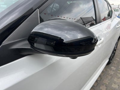 2025 Nissan SENTRA 4P SR PLATINUM L42.0 AUT