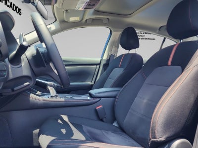 2025 Nissan SENTRA 4P SR L42.0 AUT