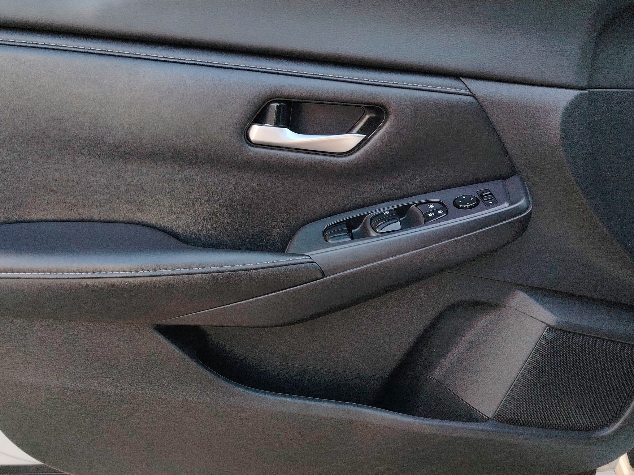 2023 Nissan SENTRA 4 PTS ADVANCE TA AAC F NIEBLA RA-16