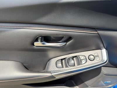 2023 Nissan SENTRA 4 PTS SR CVT AAC ASTOS DEPORTIVOS BOSE QC F LED RA-18