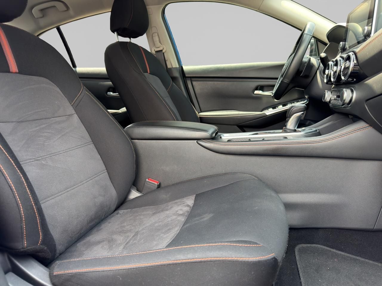 2023 Nissan SENTRA 4 PTS SR CVT AAC ASTOS DEPORTIVOS BOSE QC F LED RA-18