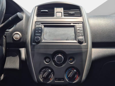 2015 Nissan VERSA 4 PTS EXCLUSIVE TA AAC VE PIEL GPS F NIEBLA RA-15