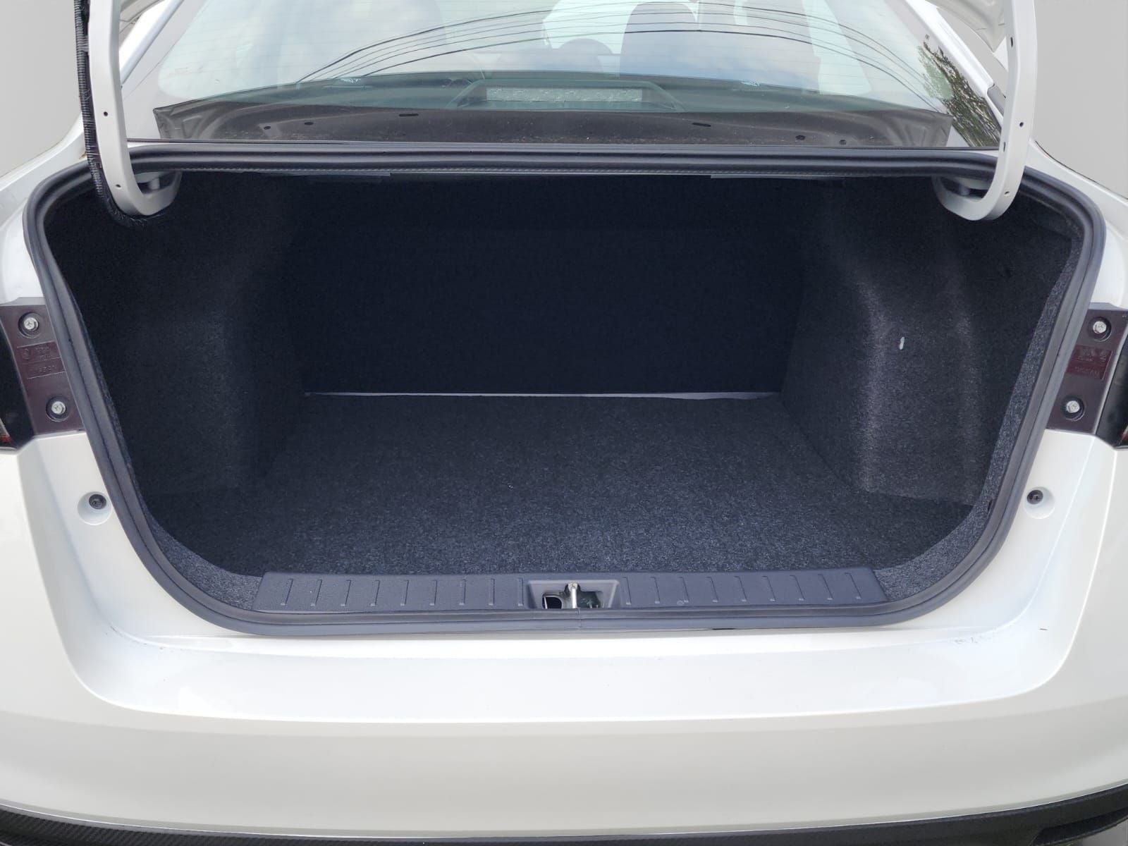 2026 Nissan V-DRIVE V-DRIVE TM AC AUDIO