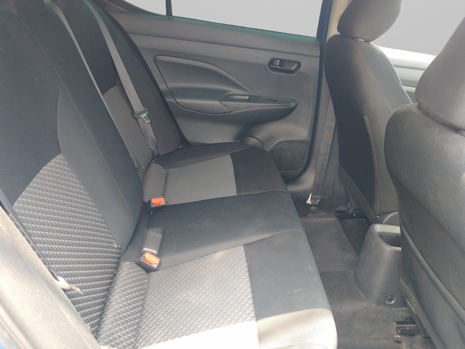 2024 Nissan VERSA 4P SENSE L41.6 AUT