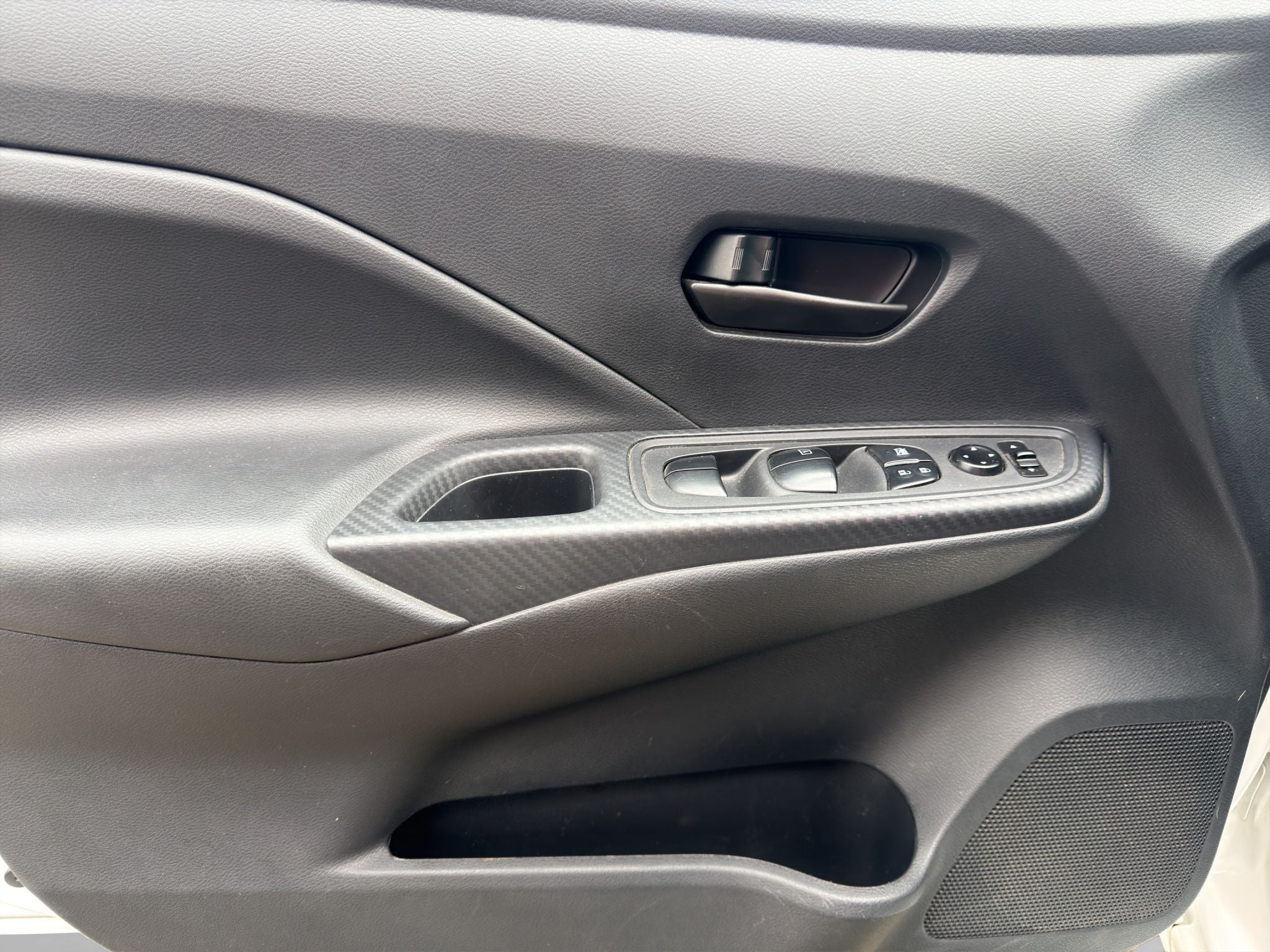 2024 Nissan VERSA 4P ADVANCE L41.6 MAN