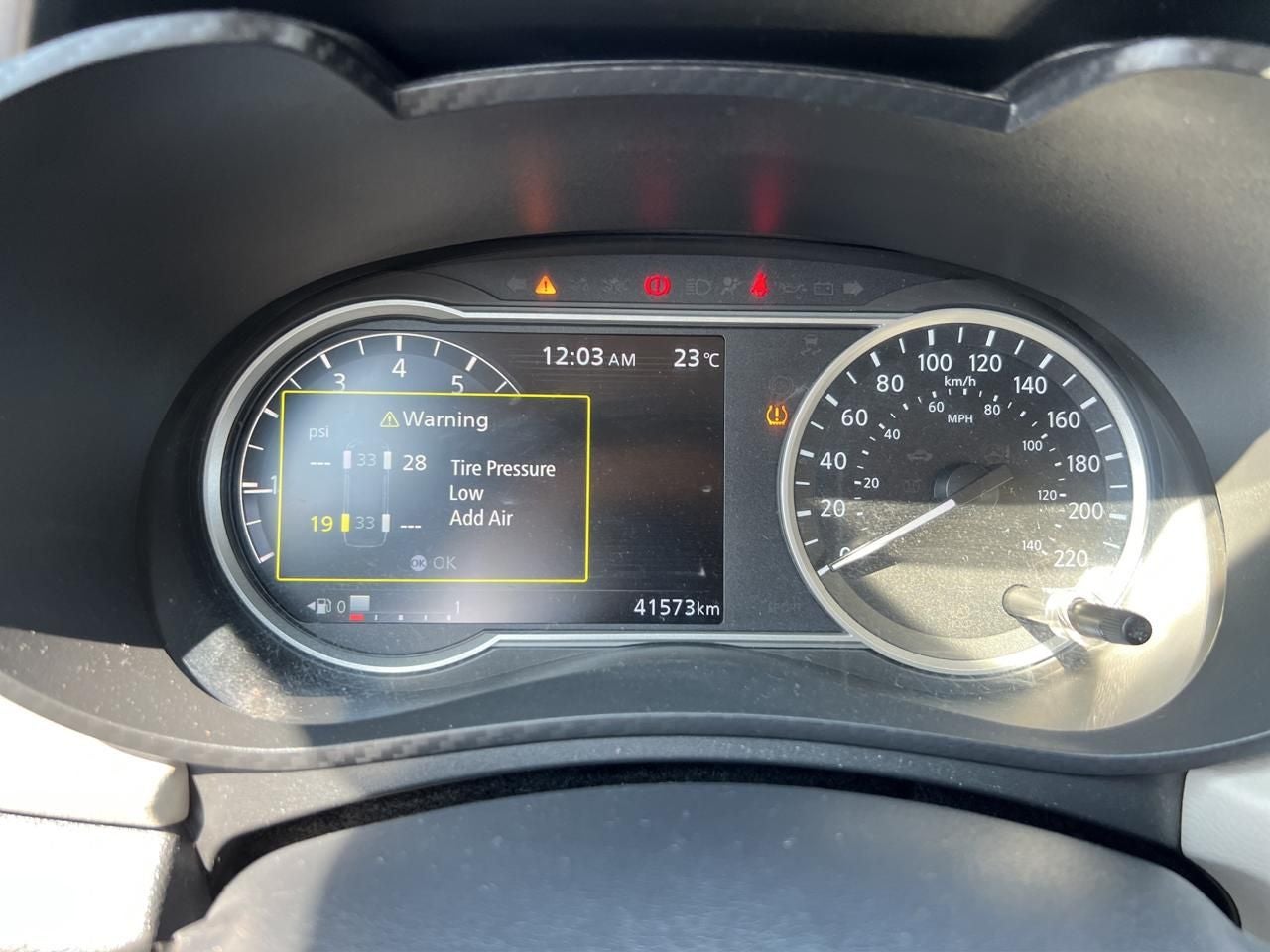 2022 Nissan VERSA 4 PTS SENSE TM5 AAC. VE R-15