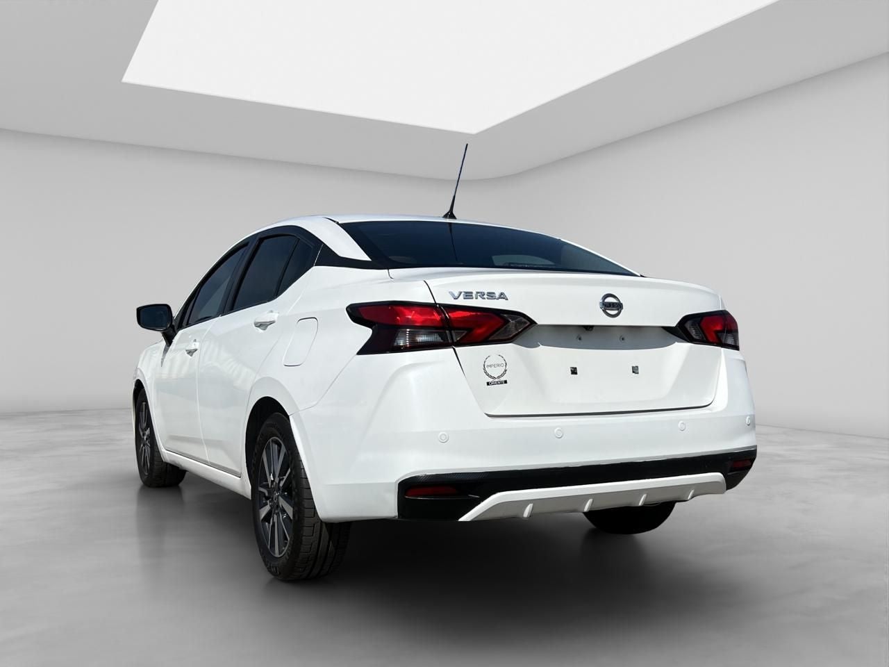 2022 Nissan VERSA 4 PTS SENSE TM5 AAC. VE R-15