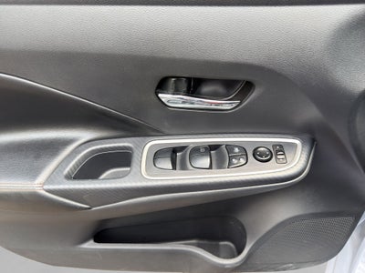 2024 Nissan VERSA 4P SR L41.6 AUT