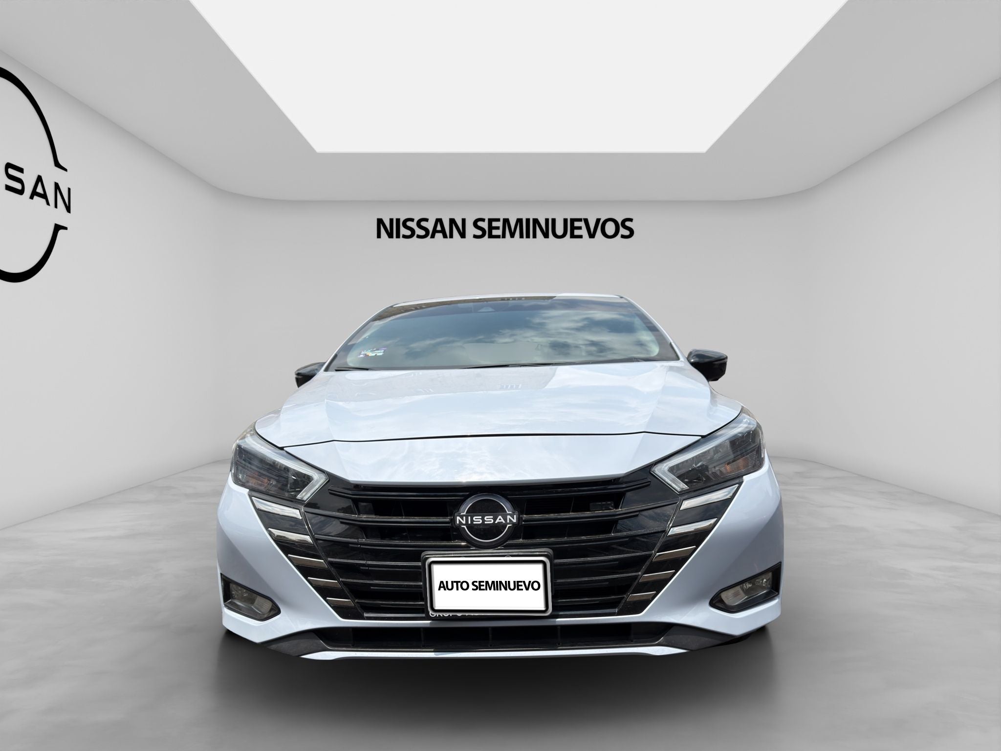 2024 Nissan VERSA 4P SR L41.6 AUT