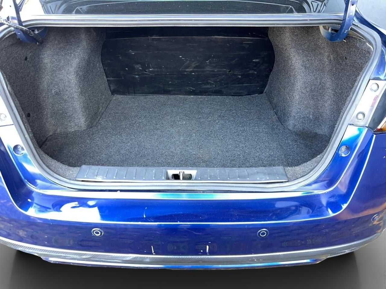 2024 Nissan VERSA 4P SENSE L41.6 AUT