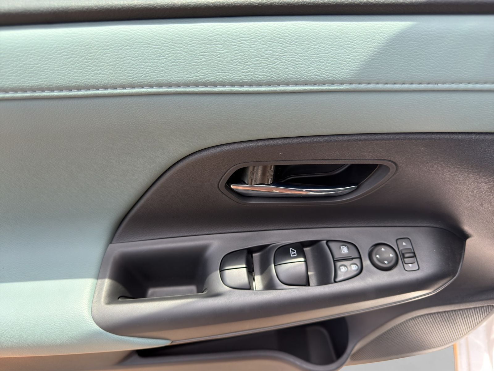 2026 Nissan VERSA SENSE TM