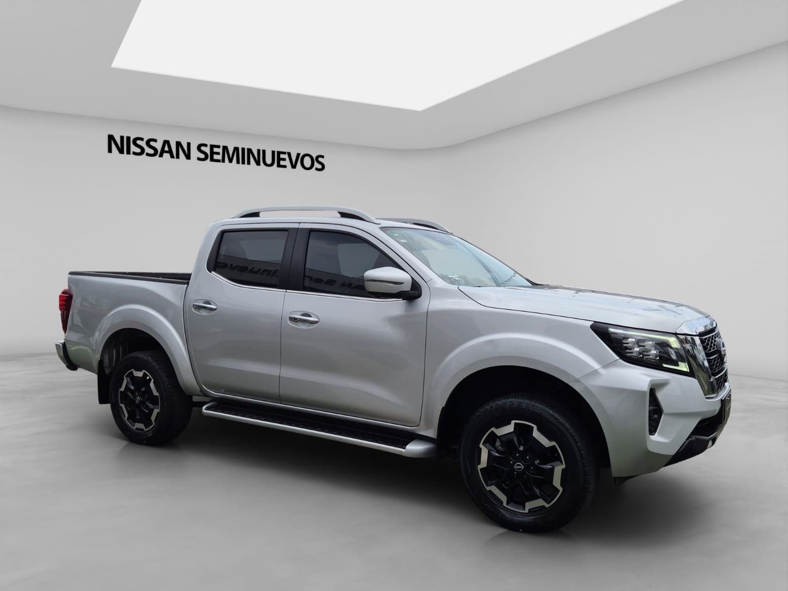 2024 Nissan FRONTIER 4P PLATINUM LE L42.5 AUT