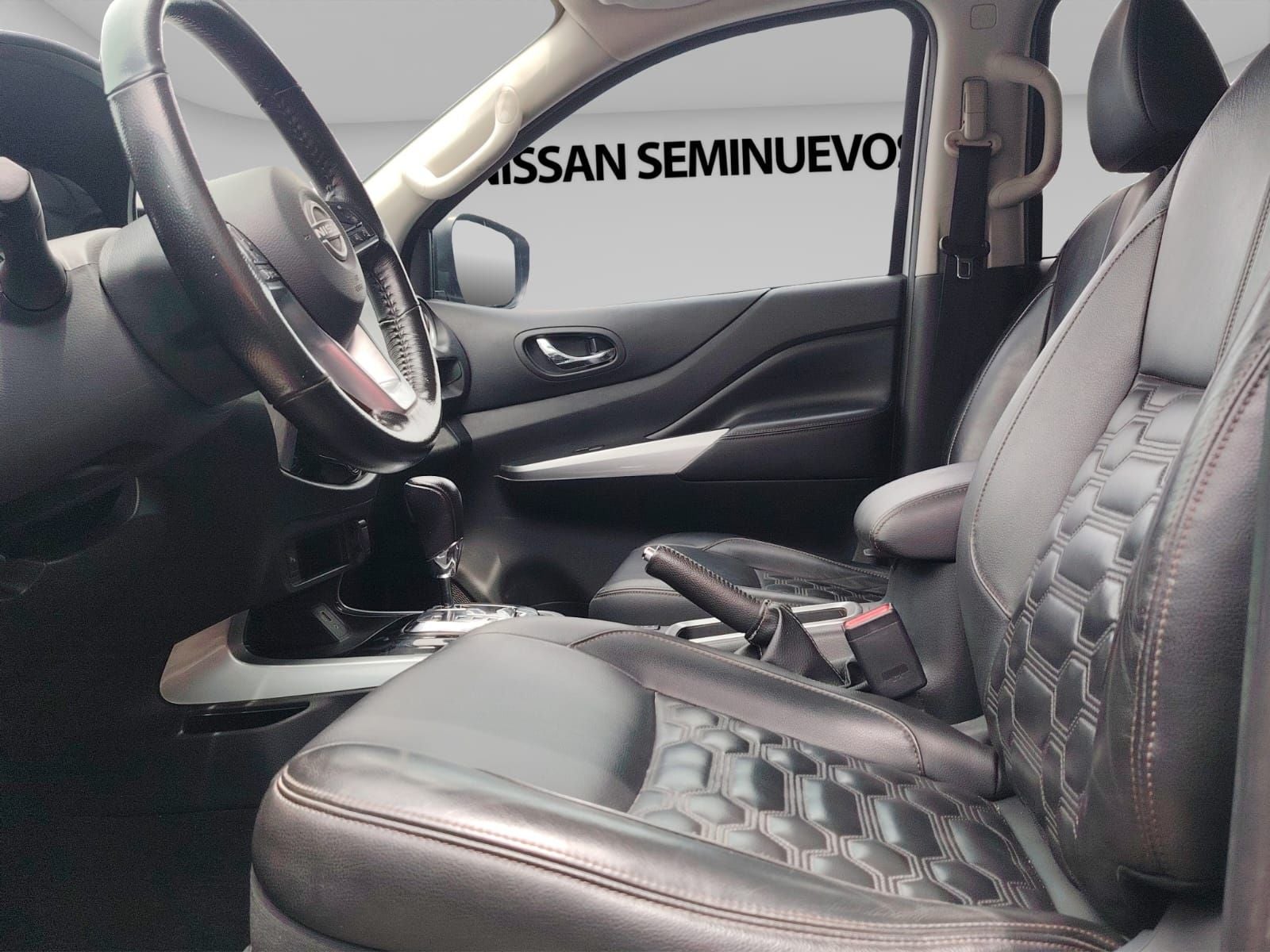 2024 Nissan FRONTIER 4P PLATINUM LE L42.5 AUT