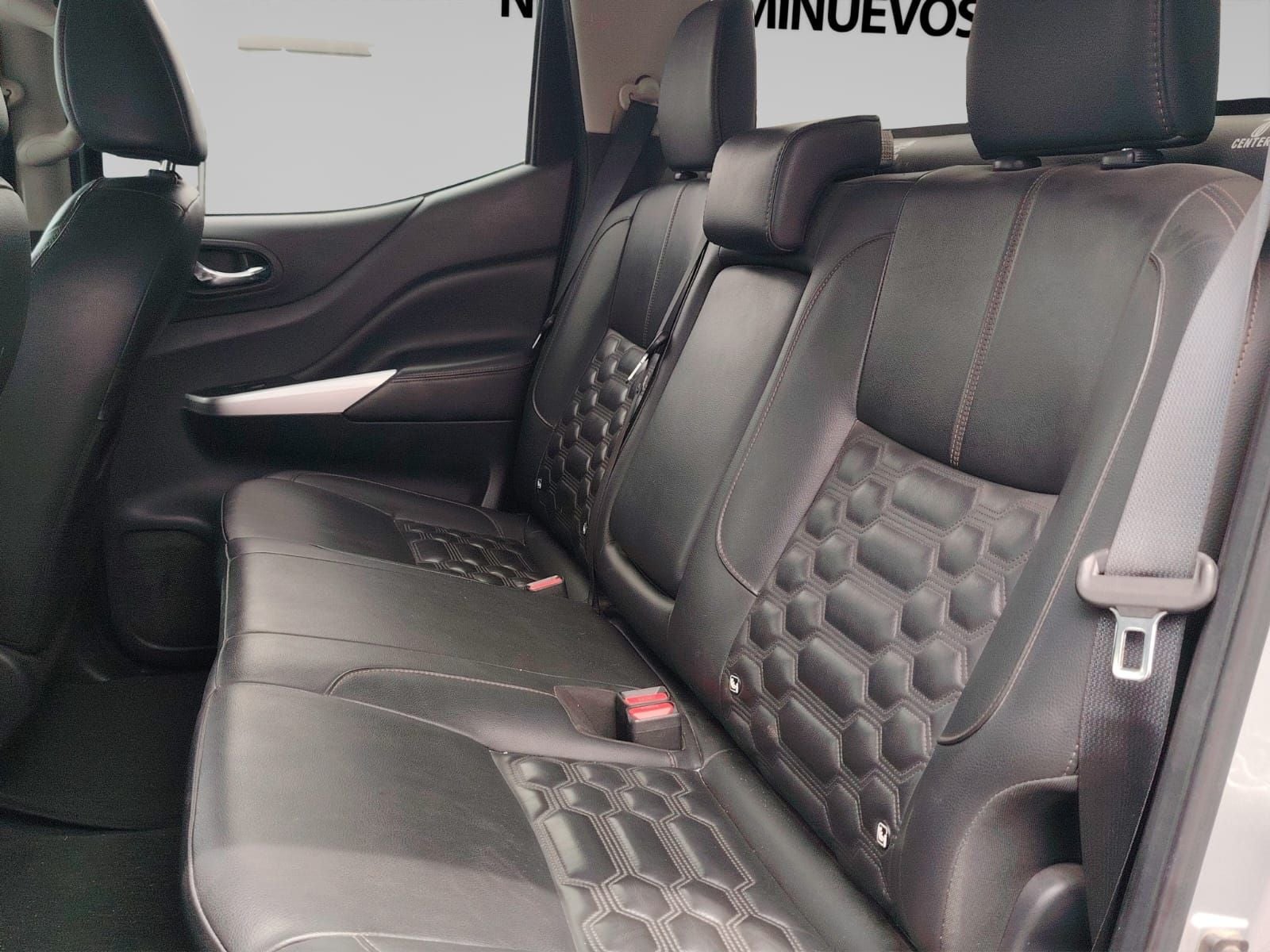 2024 Nissan FRONTIER 4P PLATINUM LE L42.5 AUT