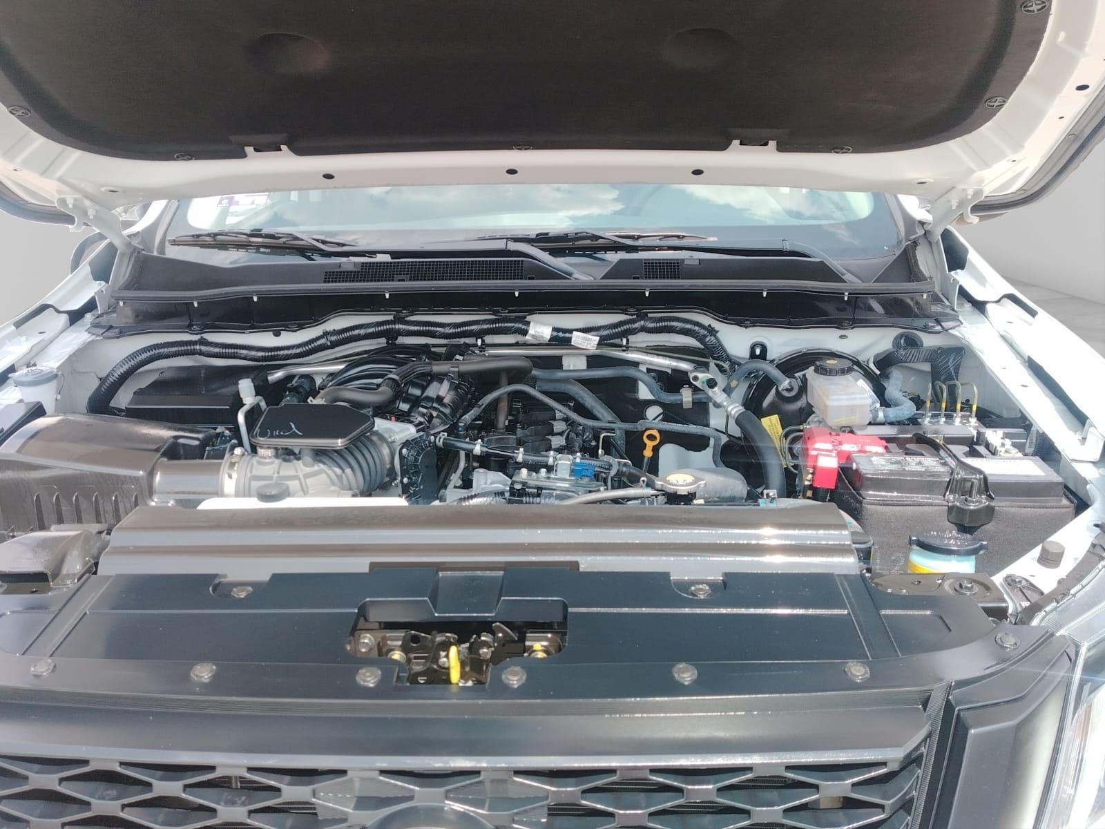2025 Nissan FRONTIER 4P SE L42.5 MAN