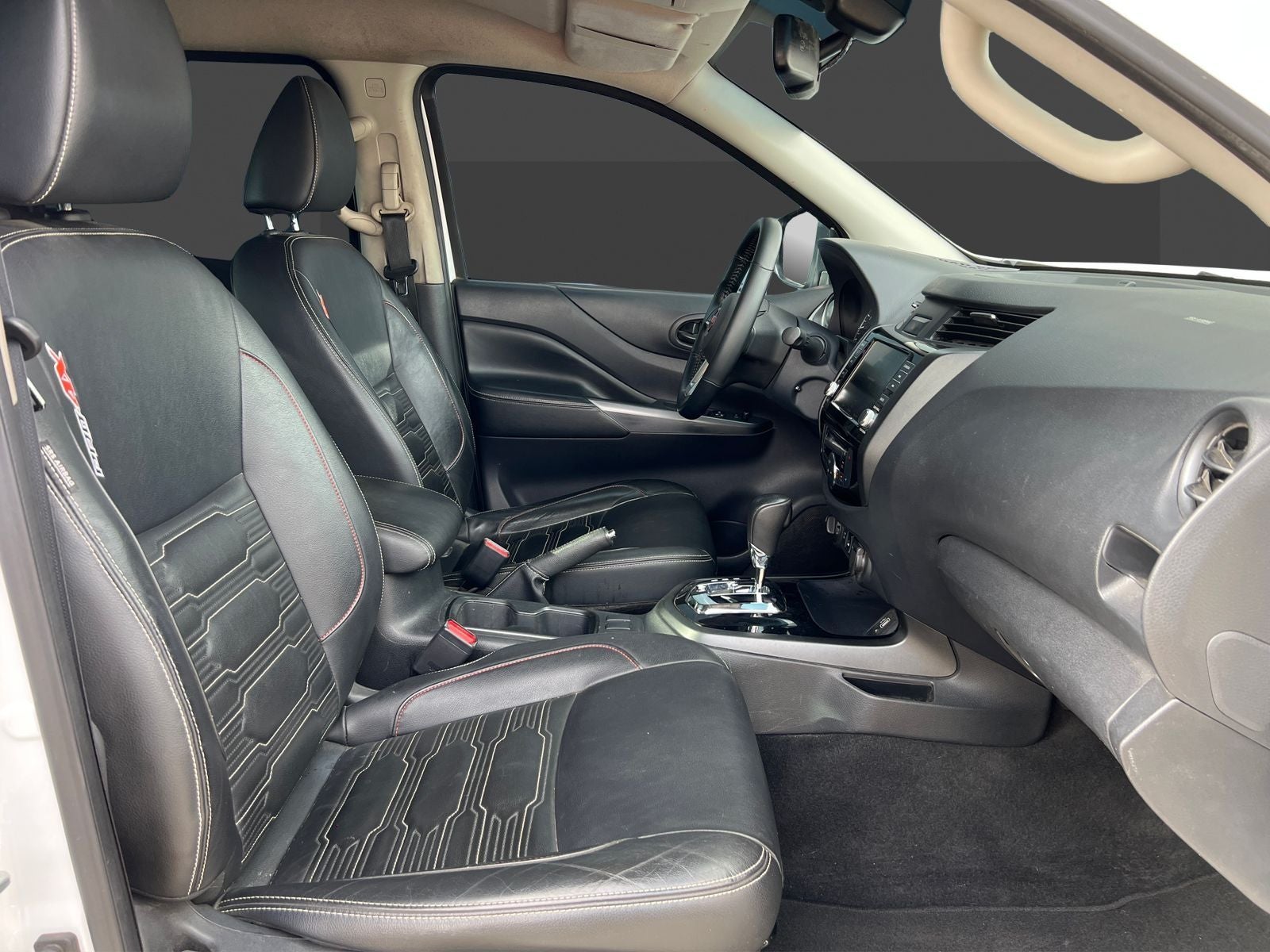 2023 Nissan FRONTIER 4P PRO-4X L42.5 AUT 4X4