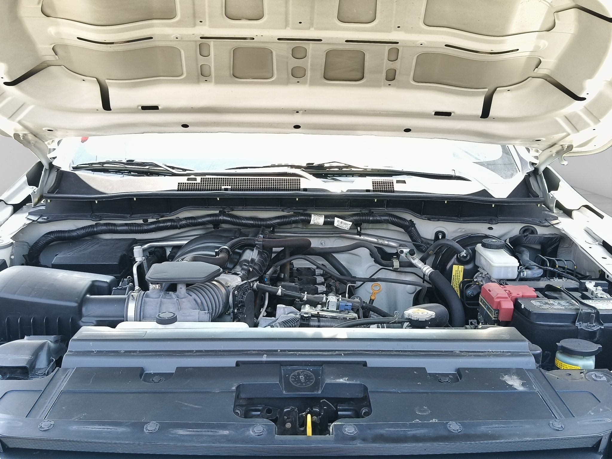 2023 Nissan NP300 2 PTS CHASIS CABINA TM6