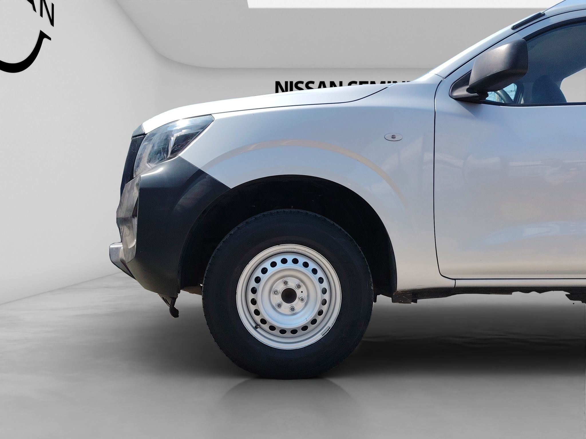 2023 Nissan NP300 2 PTS CHASIS CABINA TM6
