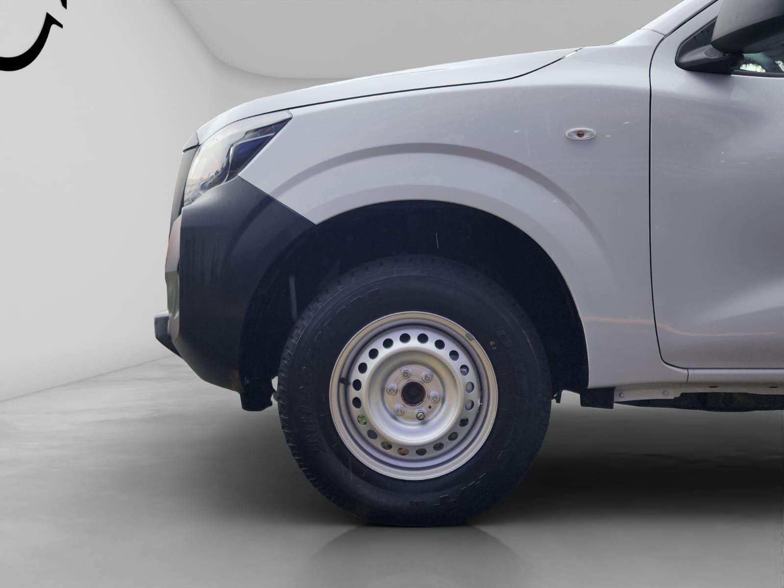 2025 Nissan NP300 CHASIS TM AC VDC