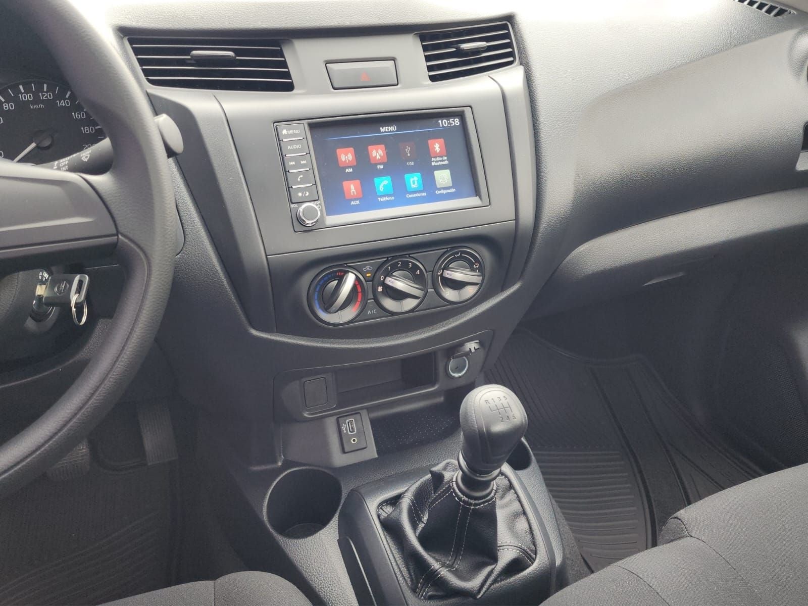 2025 Nissan NP300 CHASIS TM AC VDC