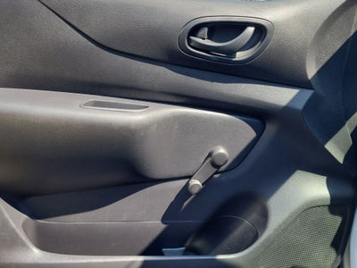 2023 Nissan NP300 2 PTS CHASIS CABINA TM6