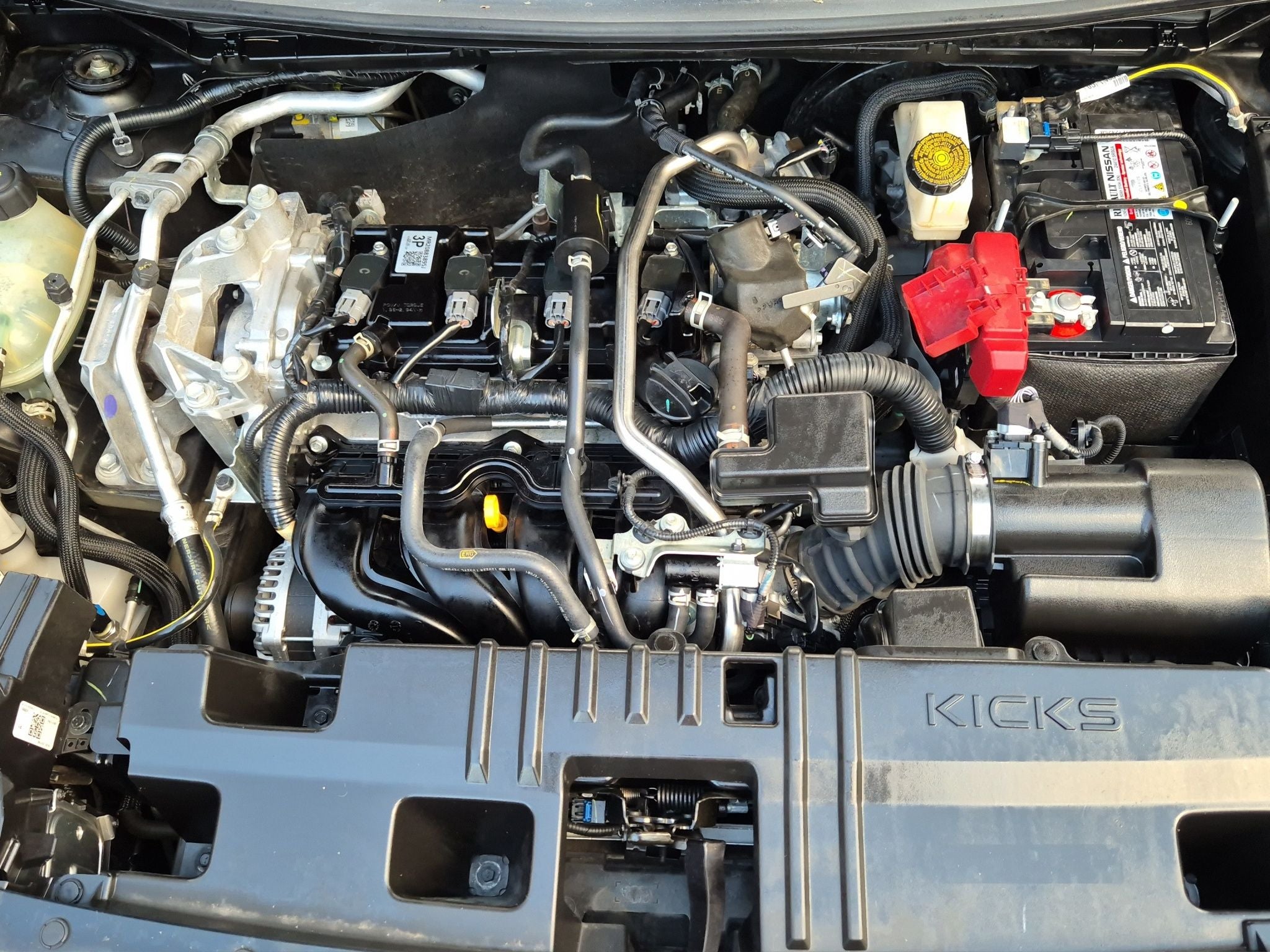 2025 Nissan KICKS 5P PLATINUM L42.0 AUT