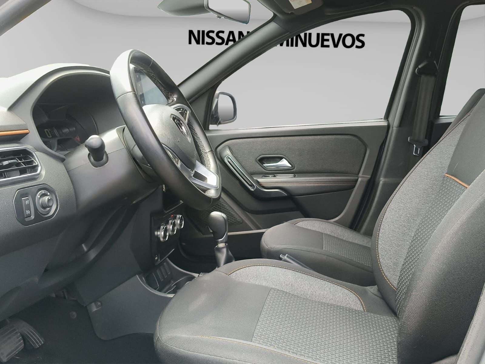 2023 RENAULT OROCH 4 PTS OUTSIDER 13T TA FNIEBLA CANTONERAS RA-16