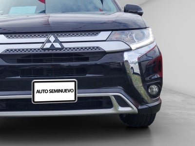 2022 Mitsubishi OUTLANDER 5 PTS SE 24L CVT 5 PAS RA-18