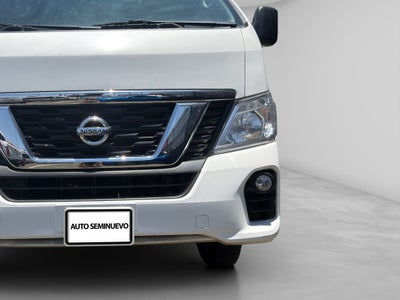 2022 Nissan URVAN 4 PTS AMPLIA TM5 AAC DESEM TRAS 15 PAS