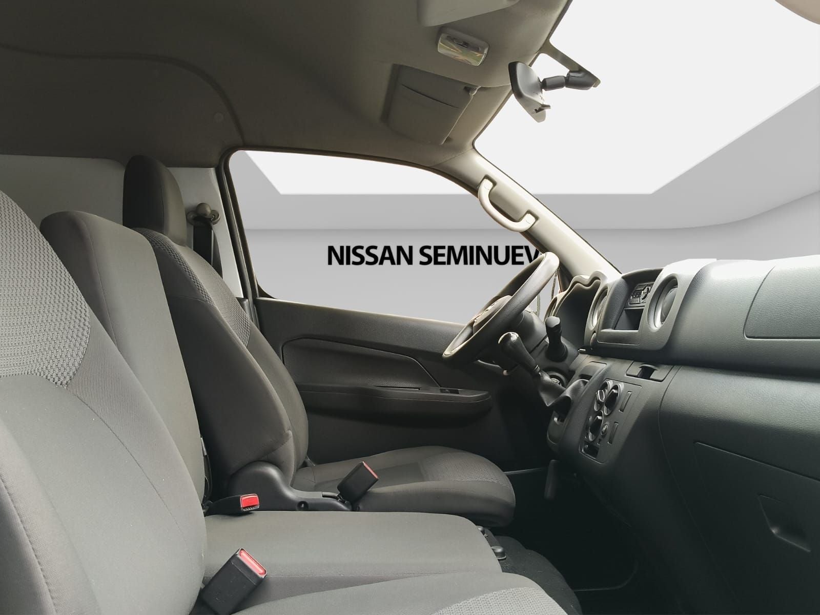 2024 Nissan URVAN 4P AMPLIA L42.5 MAN