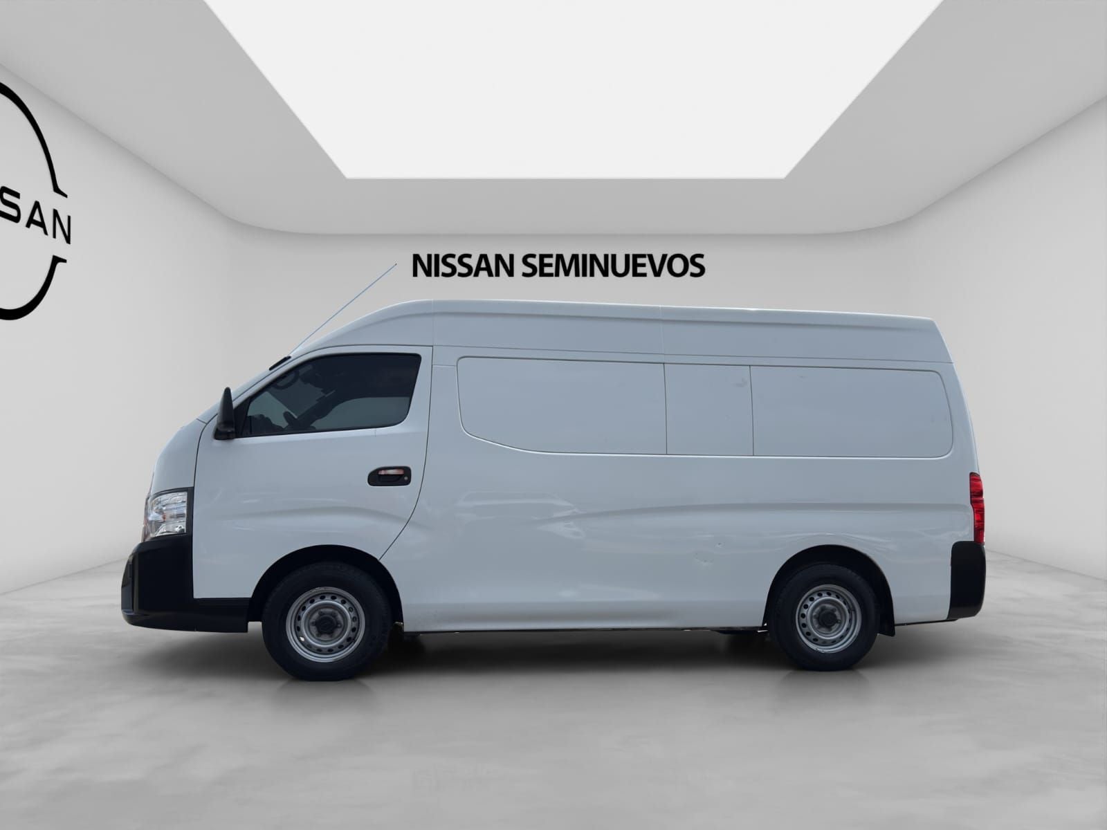 2024 Nissan URVAN 4P AMPLIA L42.5 MAN