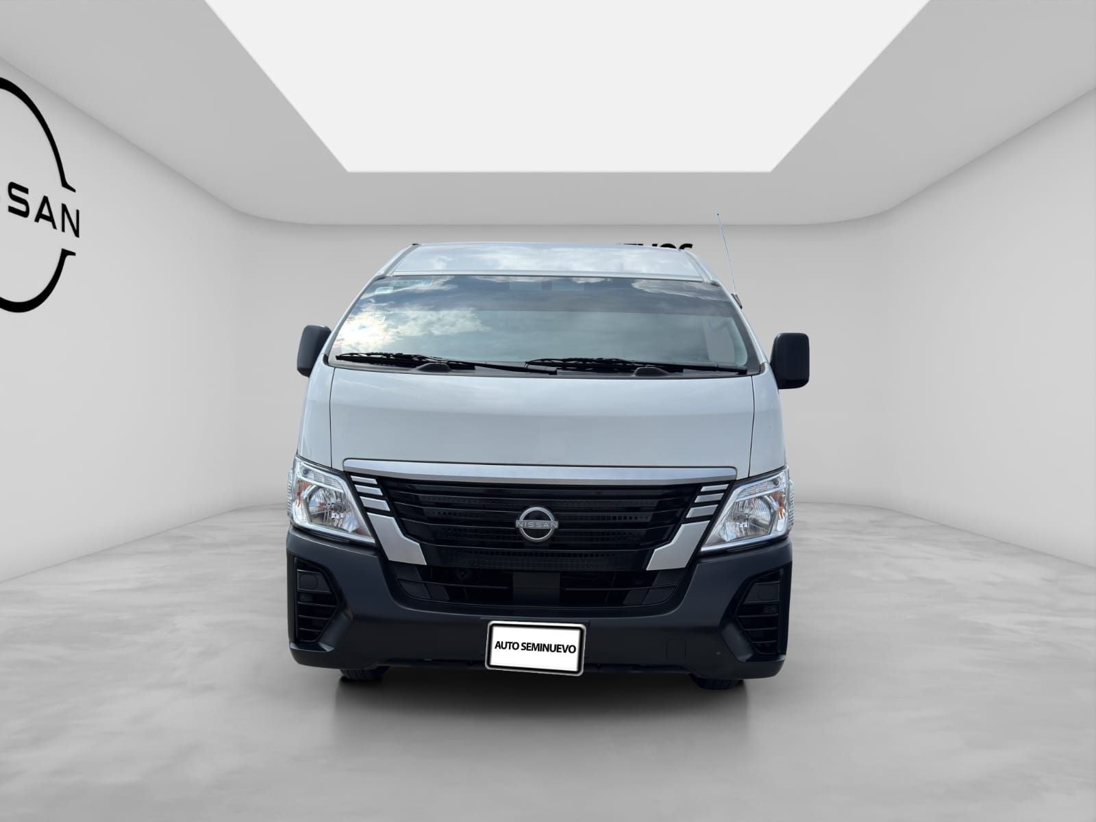 2024 Nissan URVAN 4P AMPLIA L42.5 MAN
