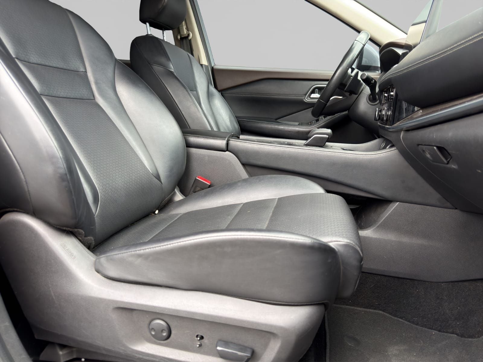 2023 Nissan X-TRAIL 5 PTS. PLATINUM TA PIEL QCP GPS 3 ROW RA-19