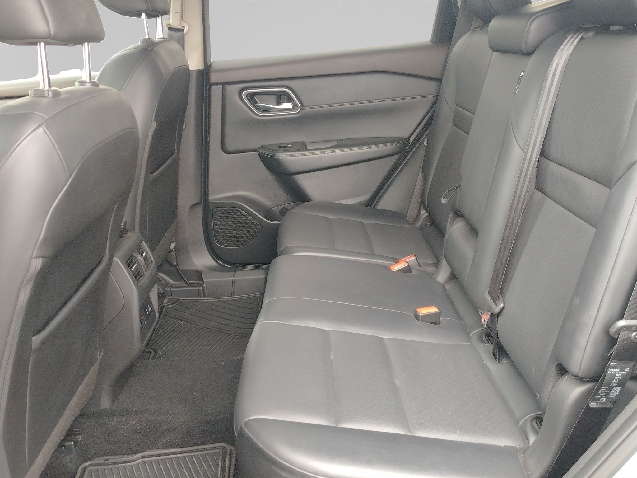 2026 Nissan X-TRAIL 5P PLATINUM 3 ROW L42.5 AUT