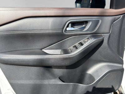 2023 Nissan X-TRAIL 5 PTS PLATINIUM PLUS CVT 2.5 LTS 2 ROW