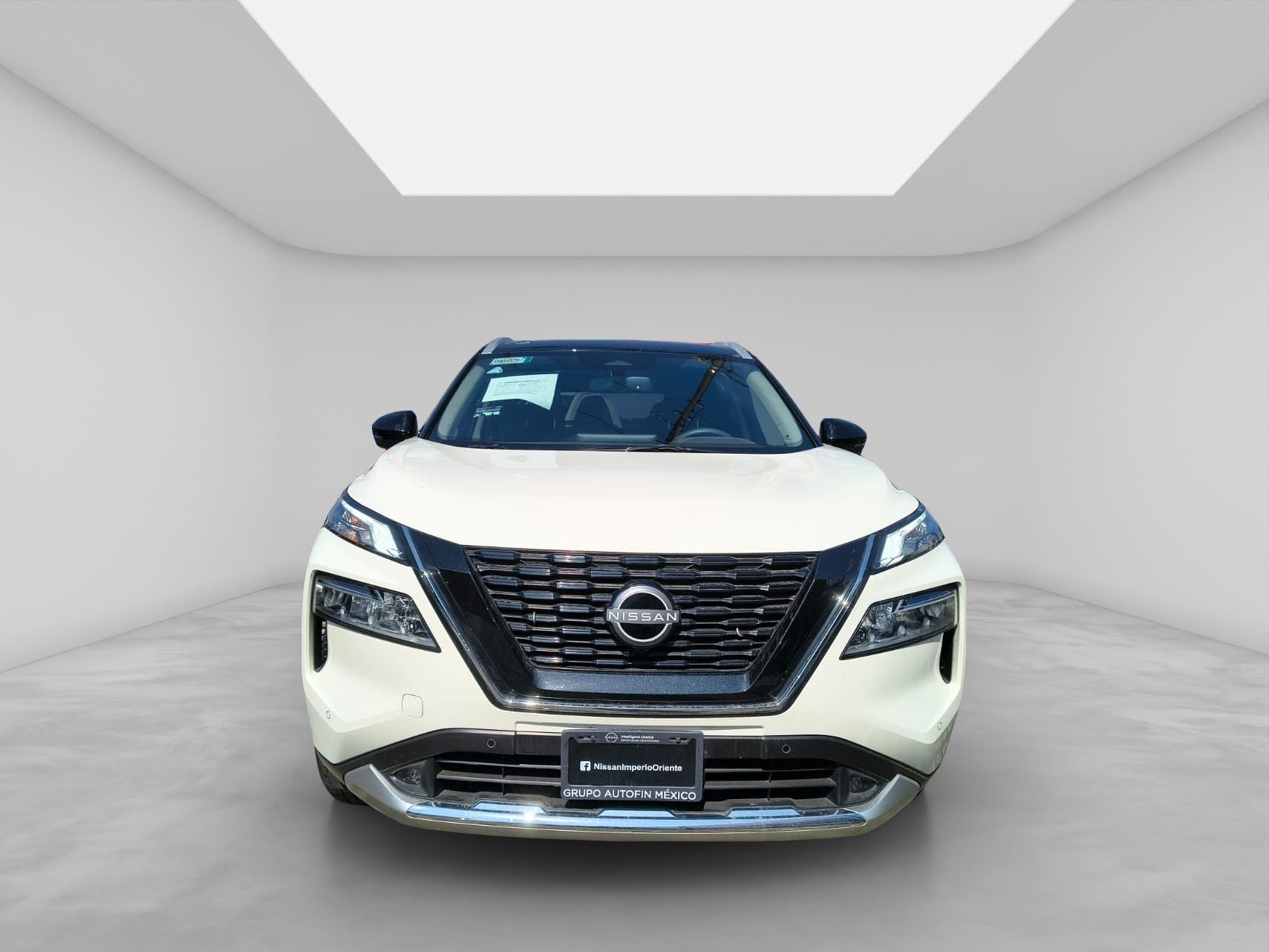 2025 Nissan X-TRAIL 5P PLATINUM E.POWER HEV L31.5 AUT