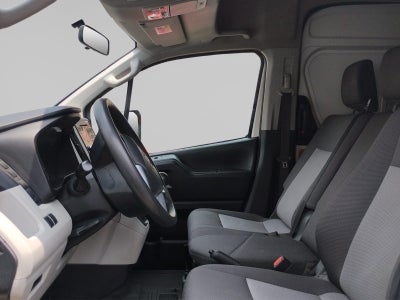 2023 Toyota HIACE 4 PTS DX SUPERLARGA TM5 CVENTANAS