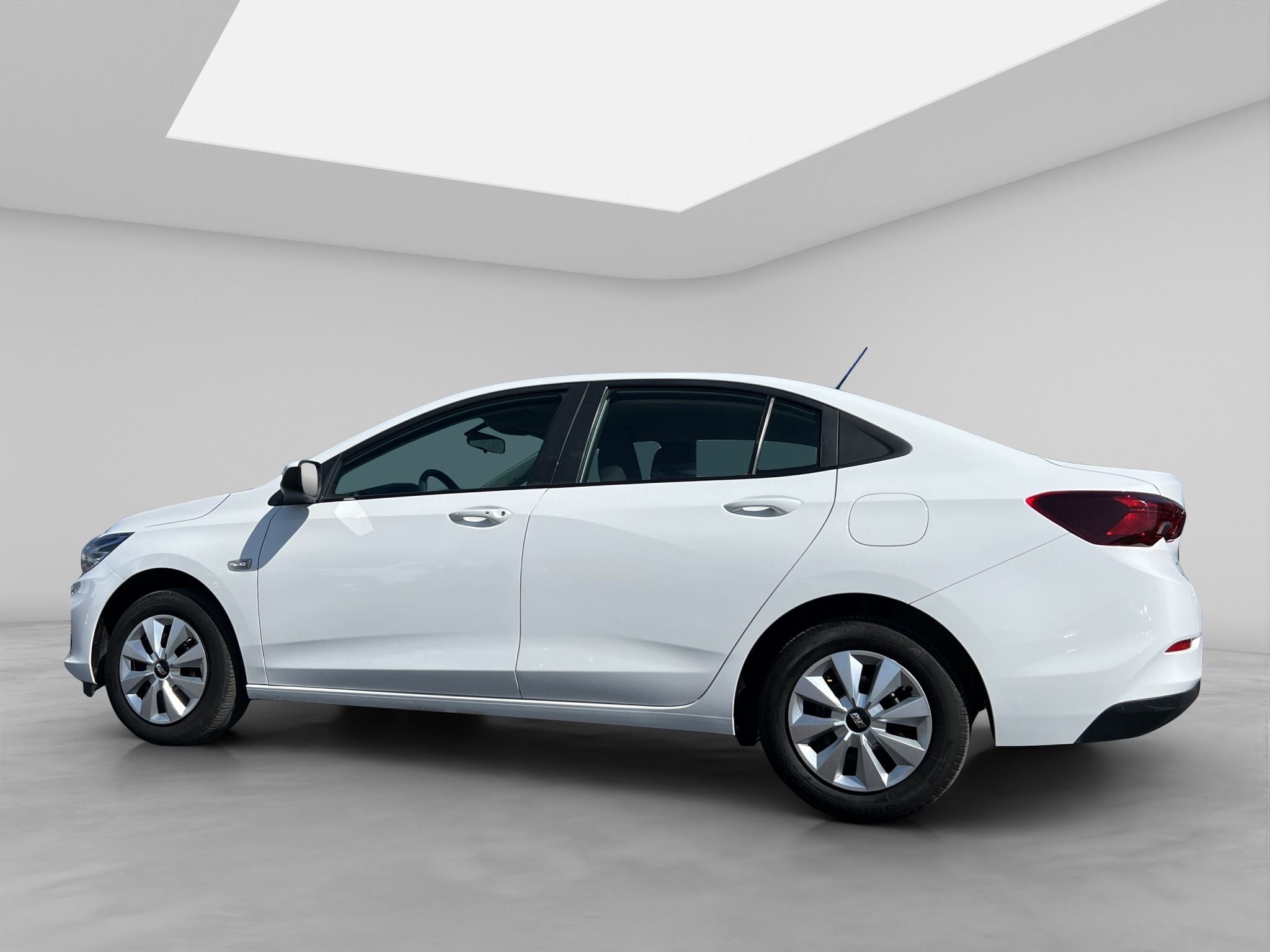 2023 Chevrolet ONIX A 4 PTS LS 13L TM5 AAC BA R-15