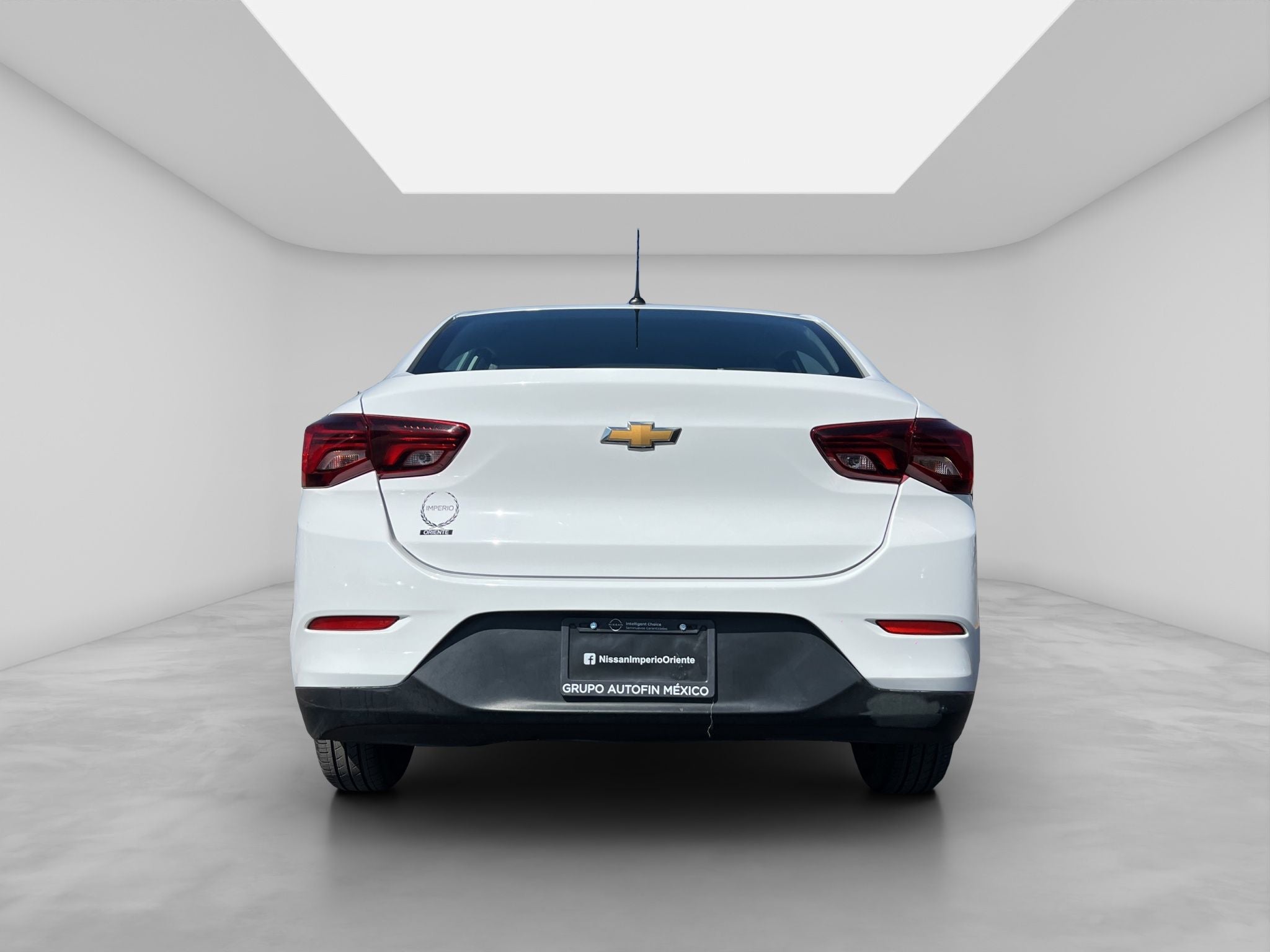 2023 Chevrolet ONIX A 4 PTS LS 13L TM5 AAC BA R-15