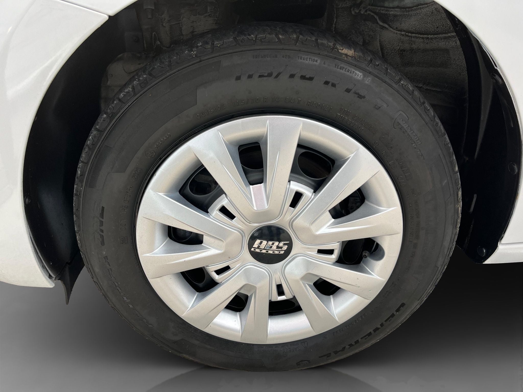 2020 Chevrolet AVEO 4 PTS LS TM5 AAC R-14