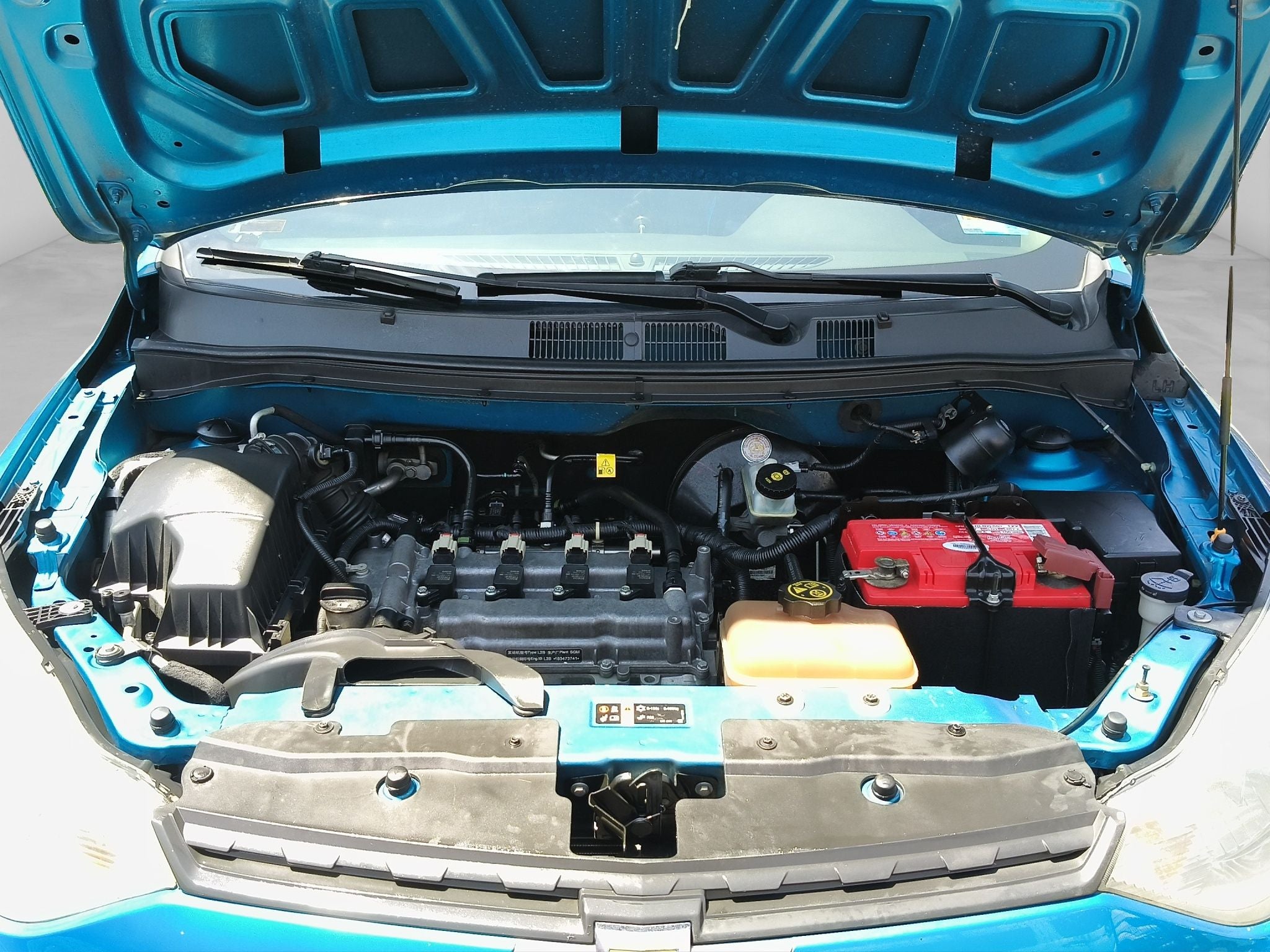 2019 Chevrolet AVEO 4 PTS LT TM5 AAC AUT F NIEBLA RA-15
