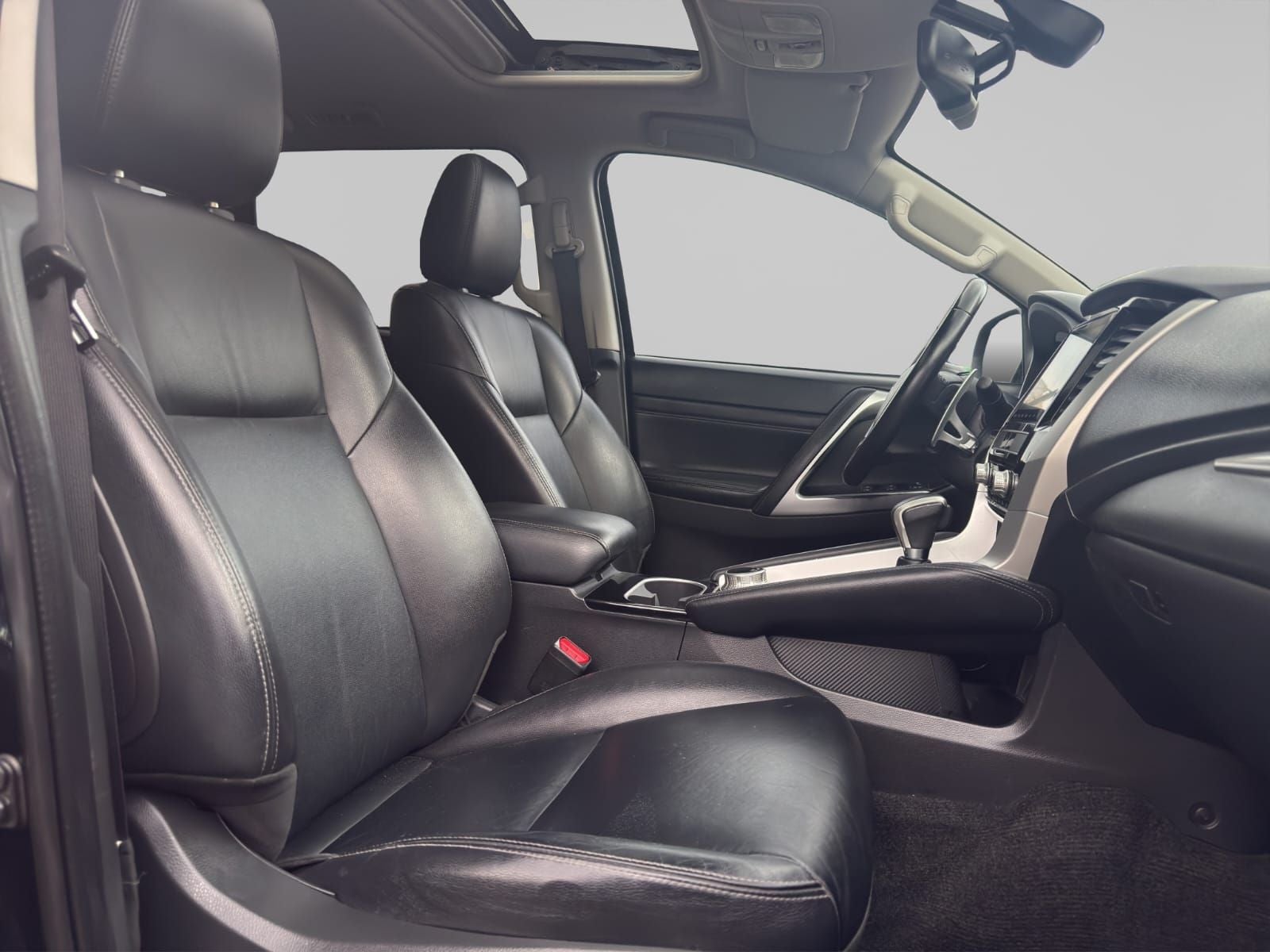 2023 Mitsubishi MONTERO 5P SPORT SE V63.0 AUT
